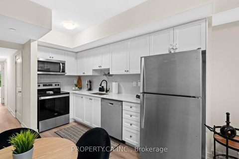 Photo 5 at 2207 - 58 Elizabeth Street S, Mill Pond, Richmond Hill