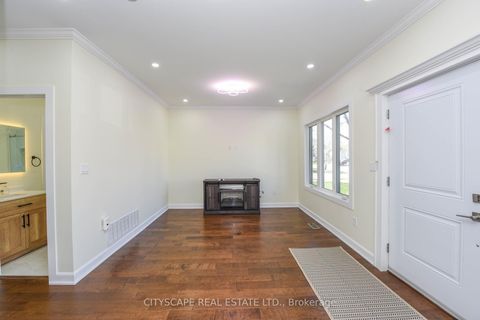 Photo 4 at 3134 Merrit Avenue N, Malton, Mississauga