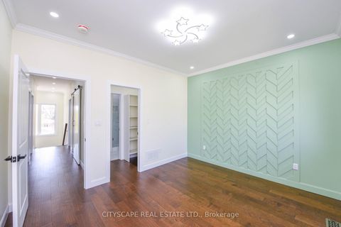 Photo 12 at 3134 Merrit Avenue N, Malton, Mississauga