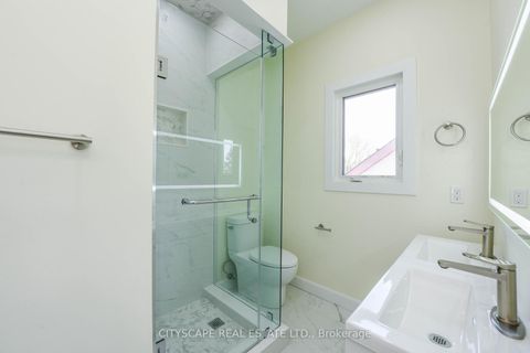 Photo 13 at 3134 Merrit Avenue N, Malton, Mississauga