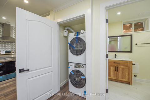 Photo 19 at 3134 Merrit Avenue N, Malton, Mississauga