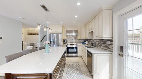 Photo 6 at 5 Jenson Court, Clairville, Toronto