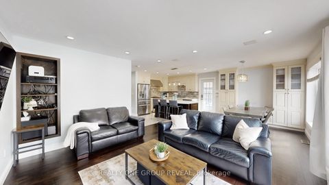 Photo 15 at 5 Jenson Court, Clairville, Toronto