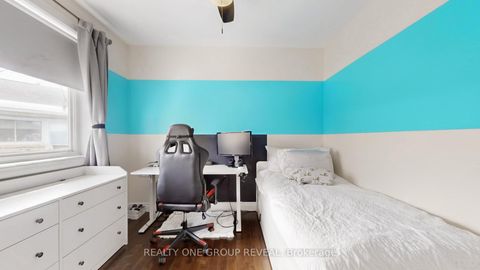 Photo 22 at 5 Jenson Court, Clairville, Toronto