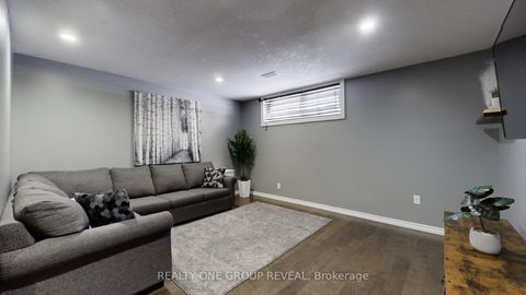 Photo 28 at 5 Jenson Court, Clairville, Toronto