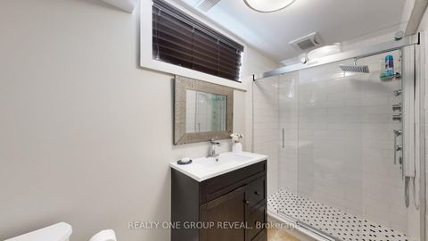 Photo 32 at 5 Jenson Court, Clairville, Toronto