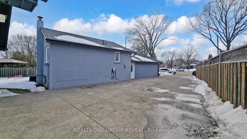 Photo 40 at 5 Jenson Court, Clairville, Toronto