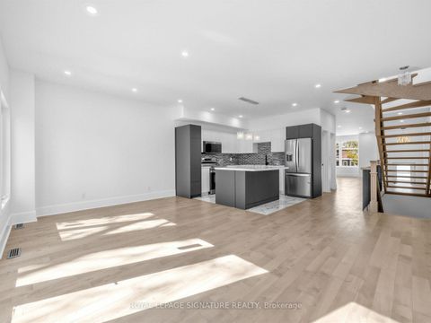 Photo 9 at 21B Roseland Drive, Alderwood, Toronto