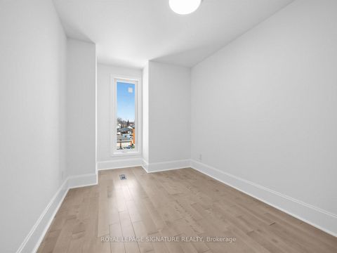 Photo 25 at 21B Roseland Drive, Alderwood, Toronto