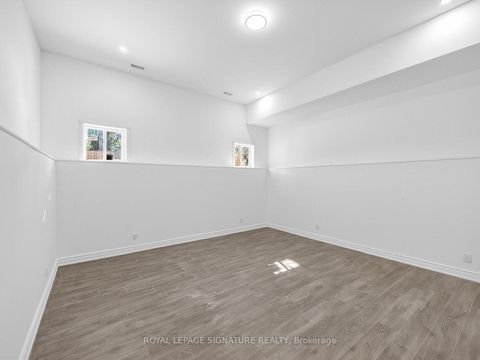 Photo 29 at 21B Roseland Drive, Alderwood, Toronto