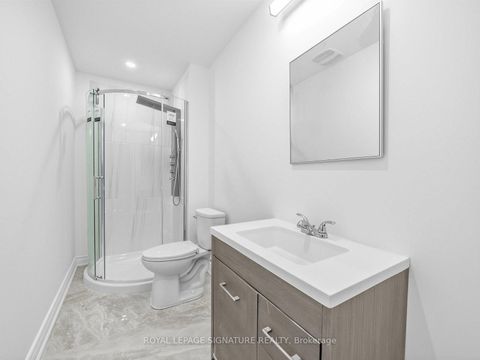 Photo 31 at 21B Roseland Drive, Alderwood, Toronto