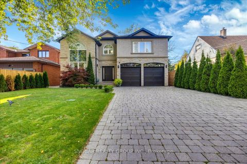 Photo 2 at 46 Poplar Avenue, City Centre West, Toronto