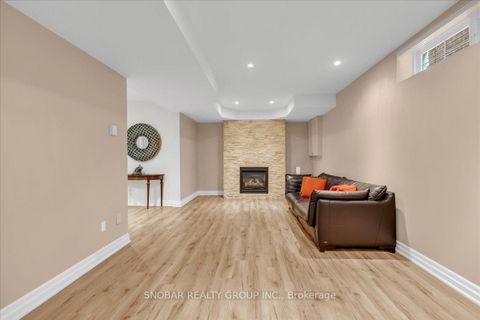 Photo 25 at 46 Poplar Avenue, City Centre West, Toronto