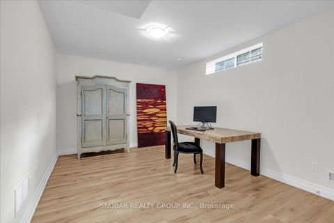 Photo 29 at 46 Poplar Avenue, City Centre West, Toronto