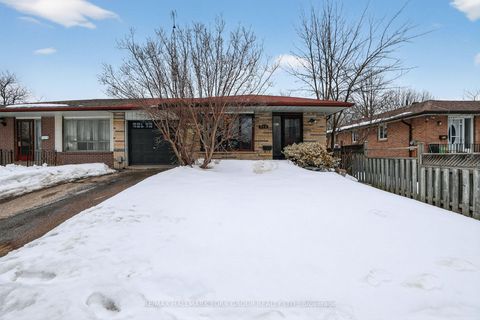 Photo 1 at 510 Brimorton Drive, Woburn, Toronto