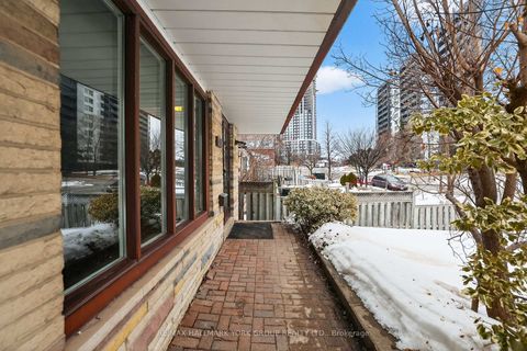 Photo 3 at 510 Brimorton Drive, Woburn, Toronto