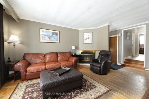 Photo 3 at 27 Slan Avenue, Morningside, Toronto
