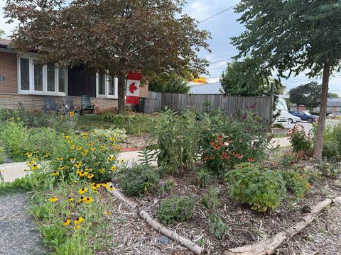 Photo 23 at 27 Slan Avenue, Morningside, Toronto