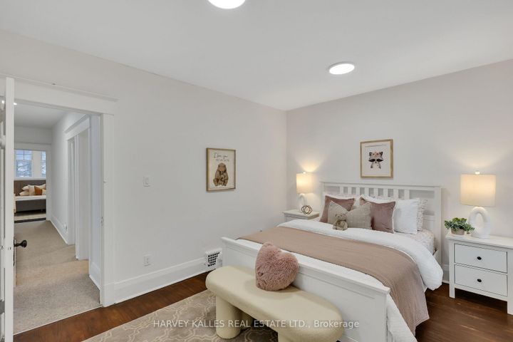 Photo 37 at 318 Forman Avenue, Mount Pleasant East, Toronto