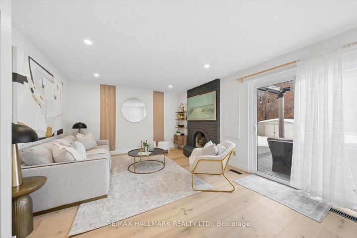 Photo 15 at 233 Fincham Avenue, Markham Village, Markham