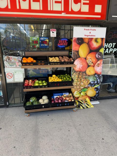 Photo 10 at 104 - 124 Eglinton Avenue W, Eglinton, Toronto