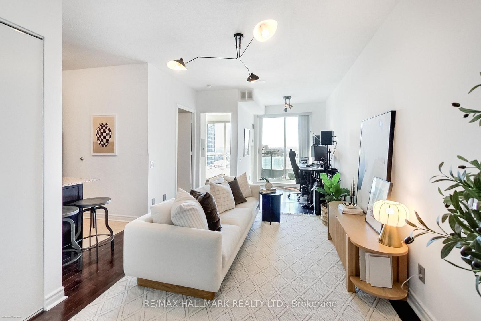 2001 - 60 Byng Avenue, Willowdale East, Toronto 