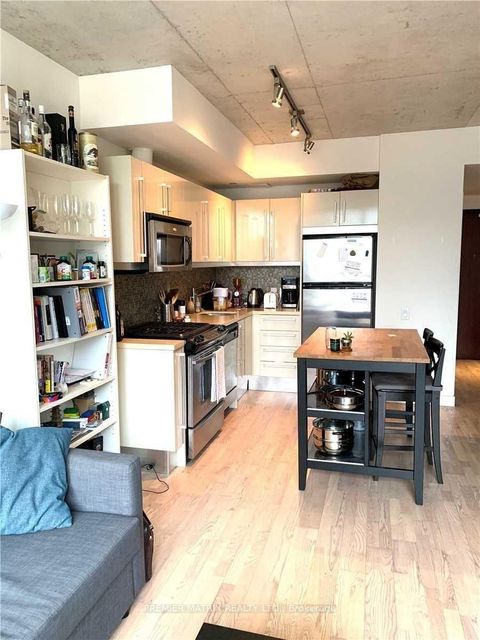 Photo 2 at 803 - 25 Oxley Street, Waterfront Communities C1, Toronto