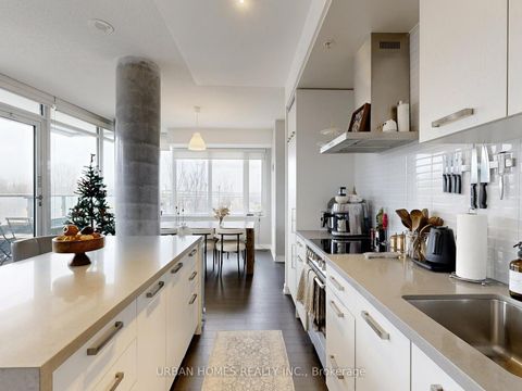 Photo 9 at S202 - 120 Bayview Avenue, Waterfront Communities C8, Toronto