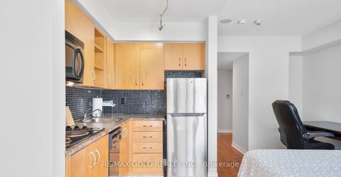 Photo 8 at 1506 - 200 Victoria Street, Yonge Corridor, Toronto