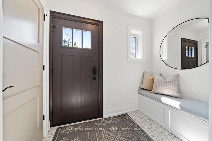 Photo 2 at 321 Guelph Line, Roseland, Burlington