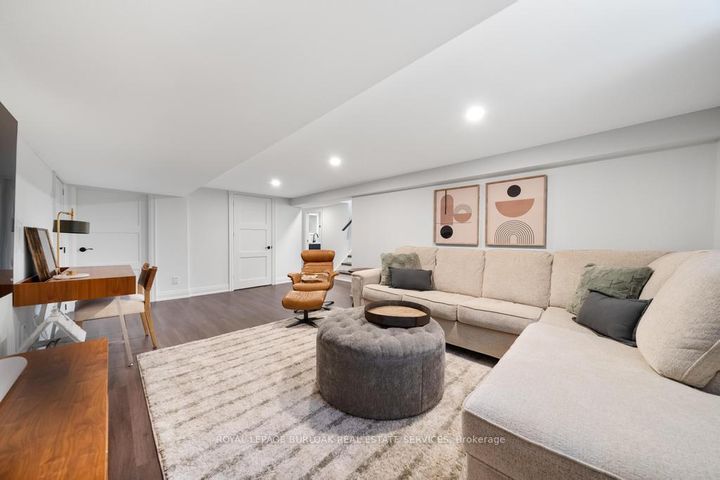 Photo 35 at 321 Guelph Line, Roseland, Burlington