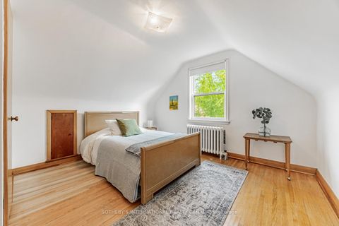 Photo 14 at 21 Tripp Crescent, Dorset Park, Toronto