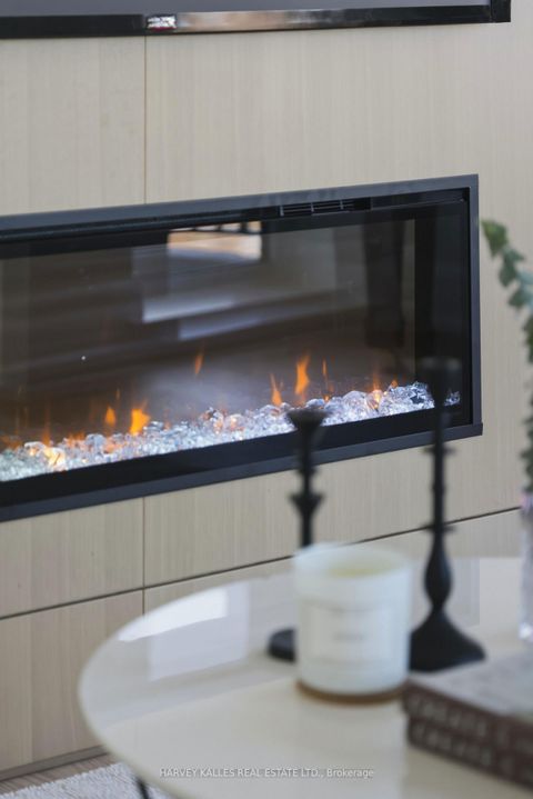 Photo 2 at 808 - 181 Davenport Road, Annex, Toronto