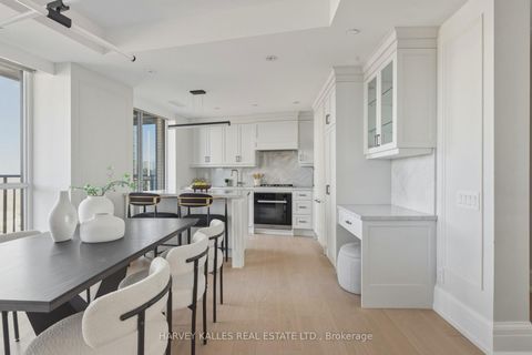 Photo 11 at 808 - 181 Davenport Road, Annex, Toronto