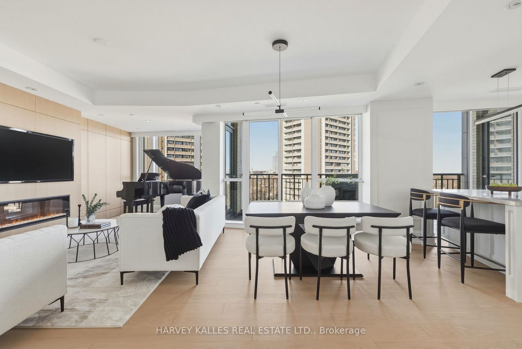 808 - 181 Davenport Road, Annex, Toronto 