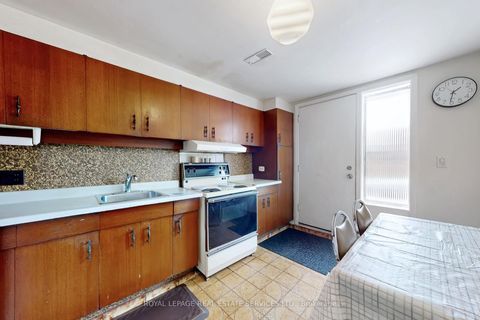 Photo 25 at 167 Cornelius Parkway, Maple Leaf, Toronto