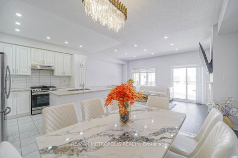 Photo 14 at 22 Haskins Crescent, Keswick South, Georgina