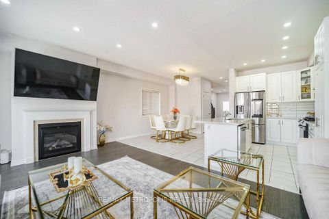 Photo 25 at 22 Haskins Crescent, Keswick South, Georgina