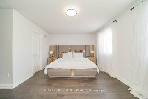 Photo 32 at 22 Haskins Crescent, Keswick South, Georgina