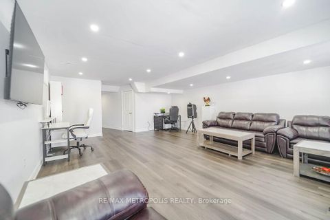 Photo 42 at 22 Haskins Crescent, Keswick South, Georgina