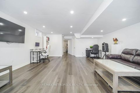 Photo 43 at 22 Haskins Crescent, Keswick South, Georgina