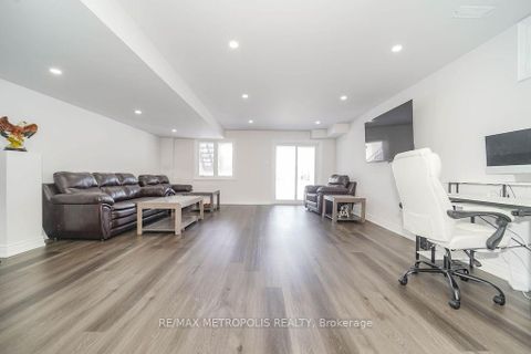 Photo 44 at 22 Haskins Crescent, Keswick South, Georgina