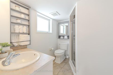 Photo 20 at 101 - 10 Turntable Crescent, Junction, Toronto