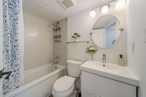 Photo 26 at 101 - 10 Turntable Crescent, Junction, Toronto