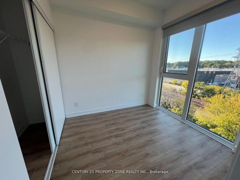 Photo 5 at 512 - 500 Dupont Street, Annex, Toronto