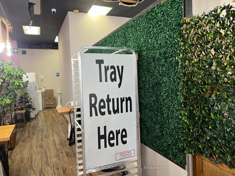 Photo 6 at 283 College Street, Chinatown, Toronto