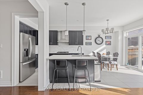 Photo 5 at 7 Goldthread Terrace, Bathurst Manor, Toronto