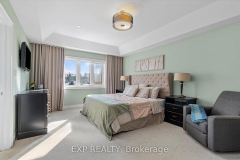 Photo 9 at 7 Goldthread Terrace, Bathurst Manor, Toronto