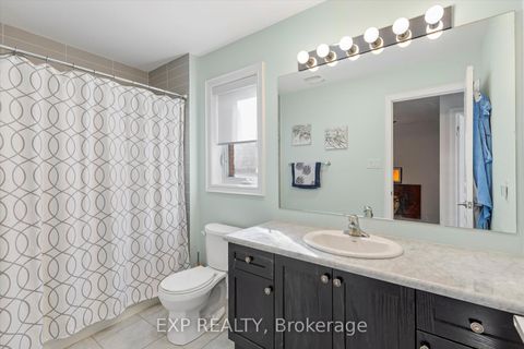 Photo 12 at 7 Goldthread Terrace, Bathurst Manor, Toronto