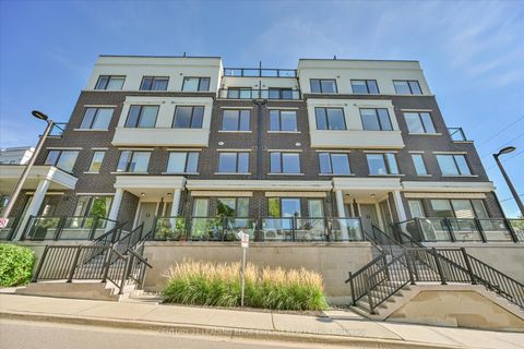 Photo 2 at 2 - 100 Alex Gardner Circle, Aurora Heights, Aurora